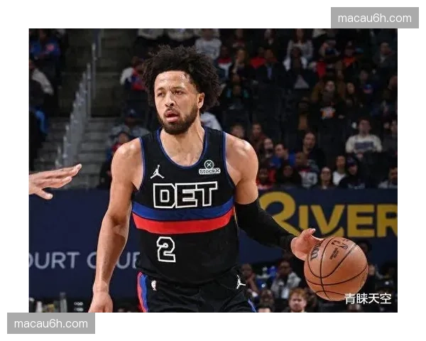 活塞进攻火力全开 坎宁安个人能力全面展示